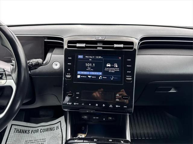 Photo of 2022 Shimmering Silver Hyundai TUCSON Hybrid