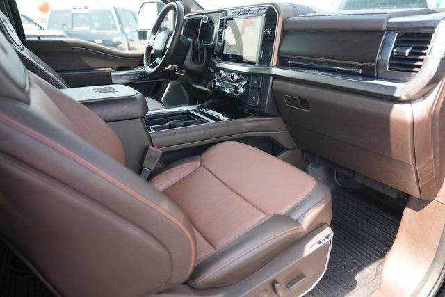 Photo of 2024 Antimatter Blue Metallic Ford F-250