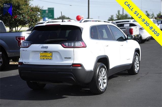 Photo of 2021 Bright White Clearcoat Jeep Cherokee