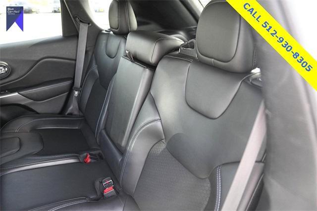 Photo of 2021 Bright White Clearcoat Jeep Cherokee