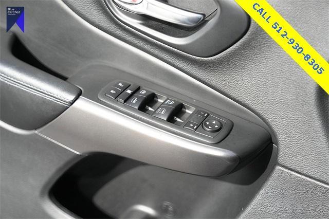 Photo of 2021 Bright White Clearcoat Jeep Cherokee