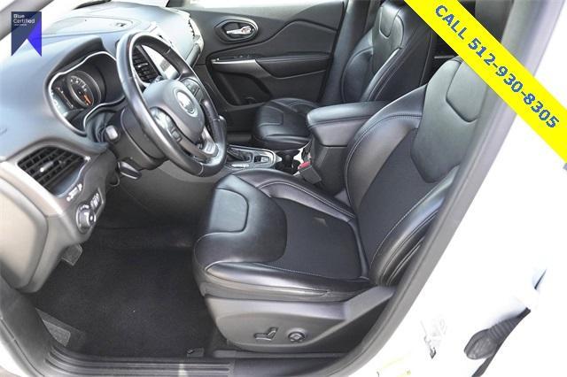 Photo of 2021 Bright White Clearcoat Jeep Cherokee