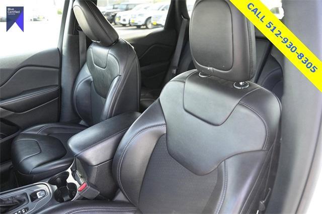 Photo of 2021 Bright White Clearcoat Jeep Cherokee