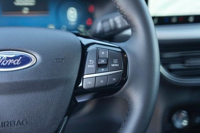 Photo of 2023 Carbonized Gray Metallic Ford Escape