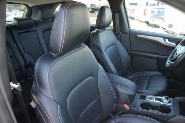 Photo of 2023 Carbonized Gray Metallic Ford Escape