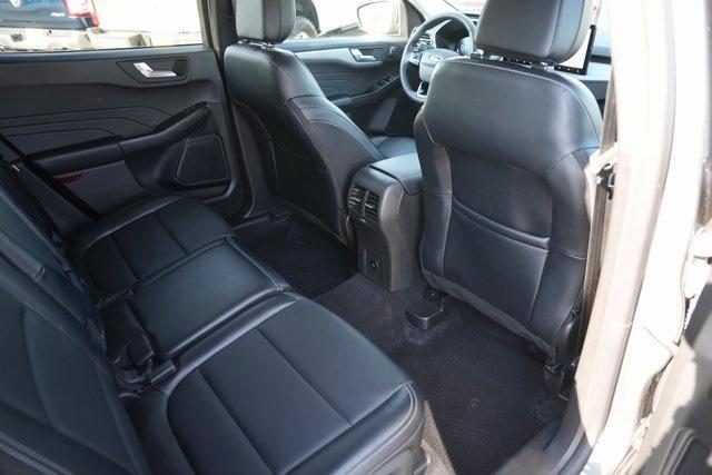 Photo of 2023 Carbonized Gray Metallic Ford Escape