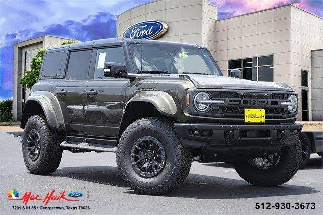 Photo of 2025 Green Metallic Ford Bronco