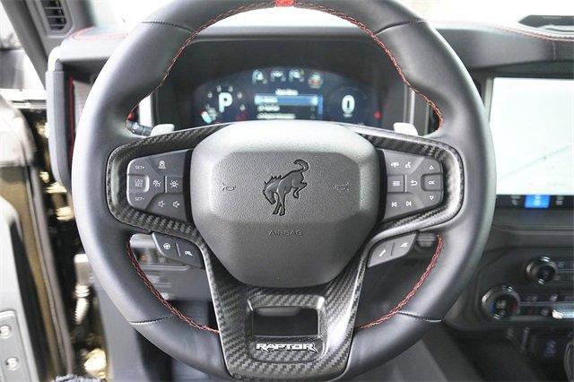 Photo of 2025 Green Metallic Ford Bronco