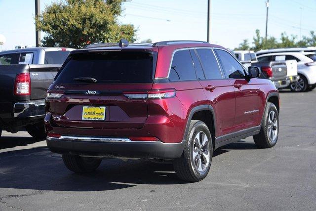 Photo of 2022 Velvet Red Pearlcoat Jeep Grand Cherokee 4xe