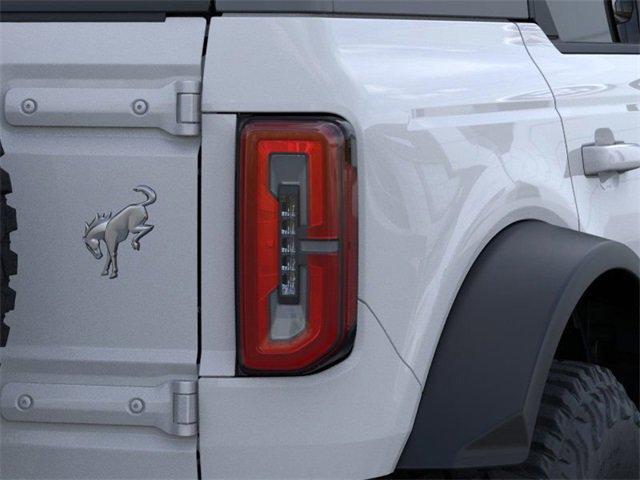 Photo of 2025 Oxford White Ford Bronco