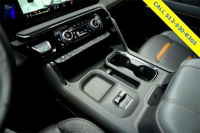 Photo of 2024 Onyx Black GMC Sierra 2500