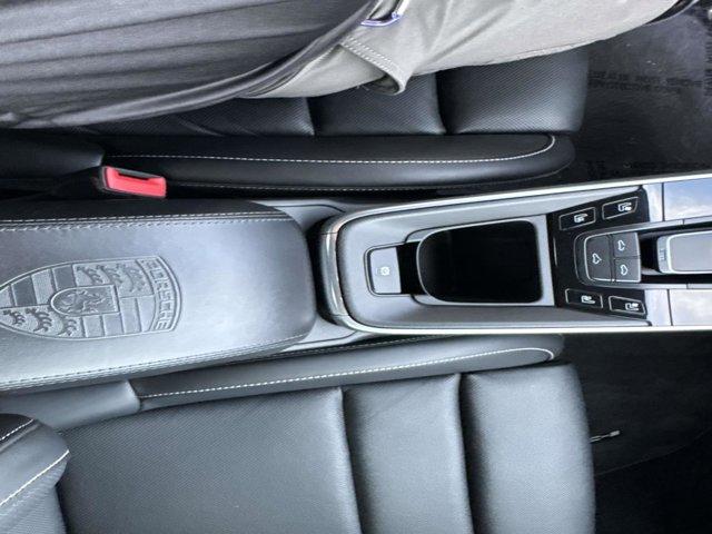 Photo of 2022 Black Porsche 911