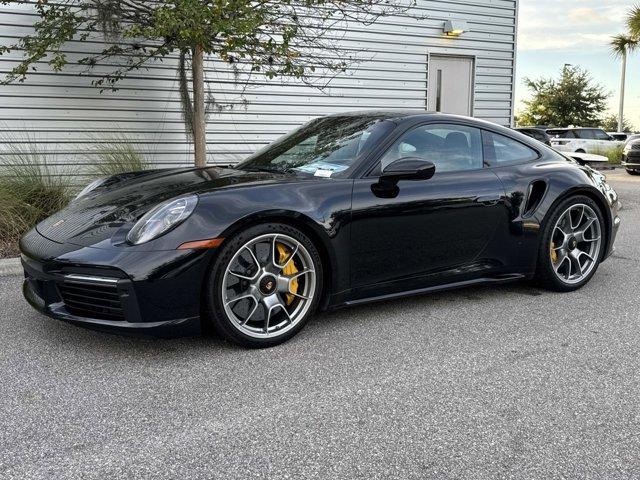 Photo of 2022 Black Porsche 911