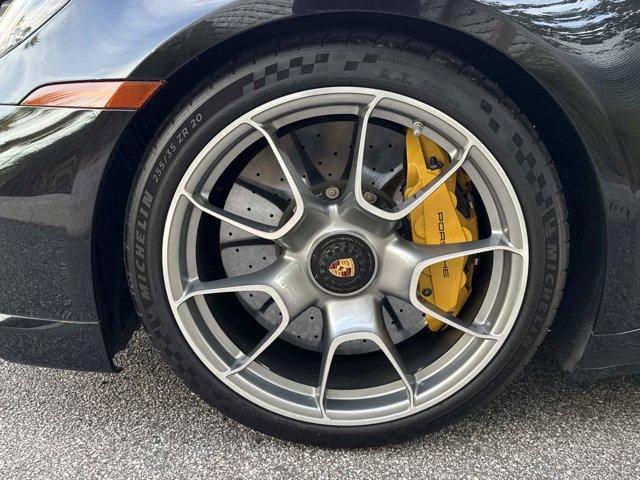 Photo of 2022 Black Porsche 911