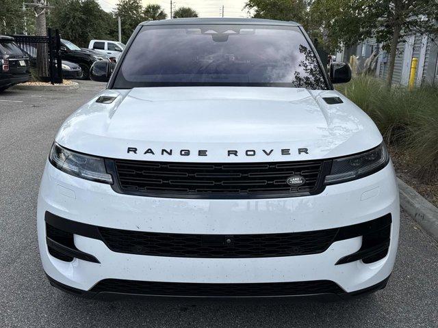 Photo of 2023 Fuji White Land Rover Range Rover Sport