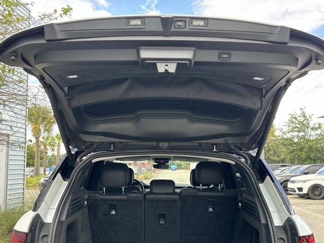 Photo of 2023 Fuji White Land Rover Range Rover Sport