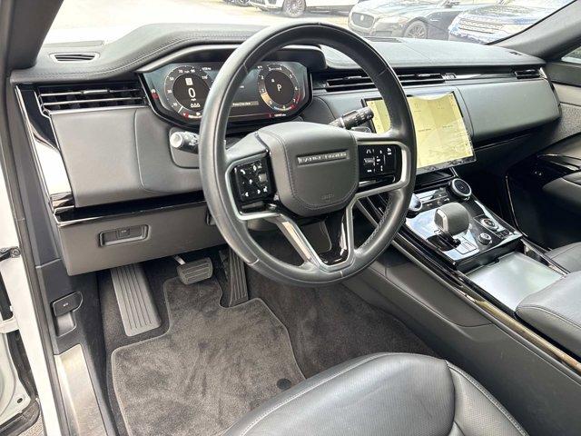 Photo of 2023 Fuji White Land Rover Range Rover Sport