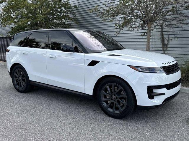 Photo of 2023 Fuji White Land Rover Range Rover Sport