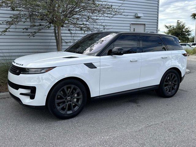 Photo of 2023 Fuji White Land Rover Range Rover Sport