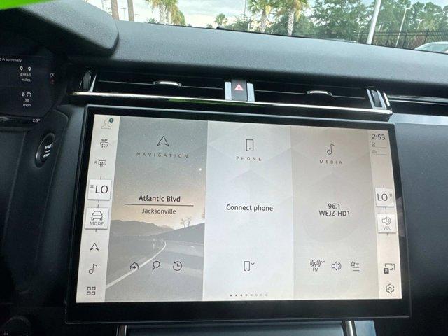 Photo of 2025 White Land Rover Range Rover Velar