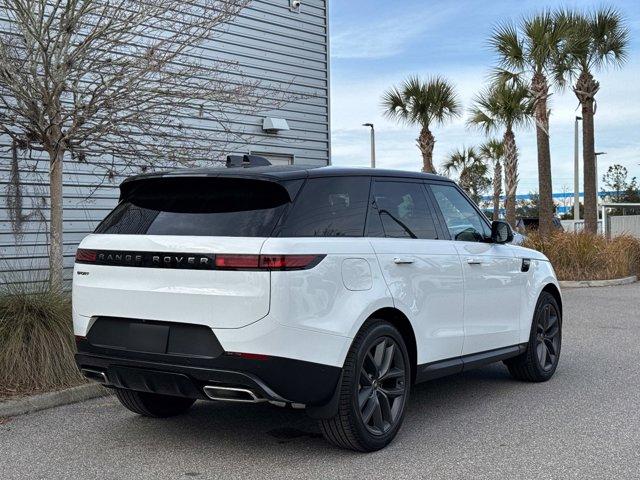 Photo of 2025 White Land Rover Range Rover Sport