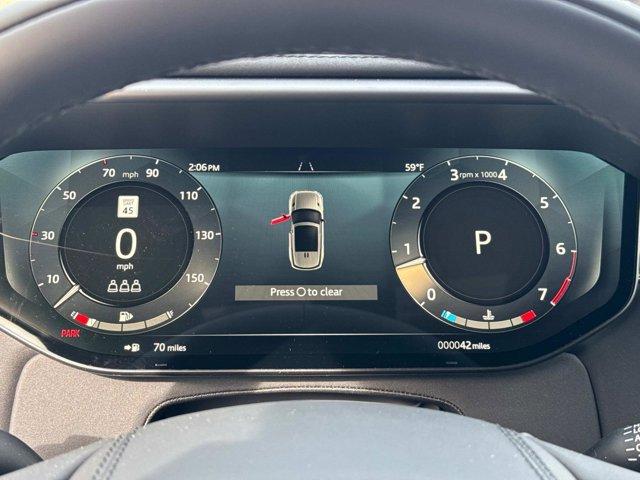 Photo of 2025 White Land Rover Range Rover Sport