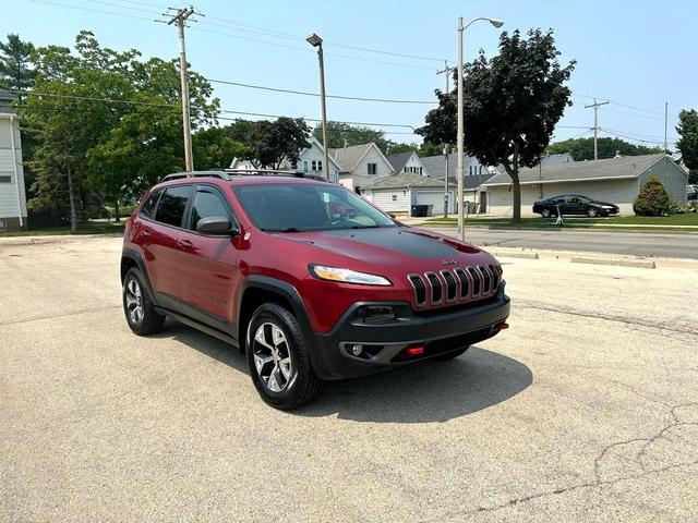 Photo of 2015 Deep Cherry Red Crystal Pearlcoat Jeep Cherokee
