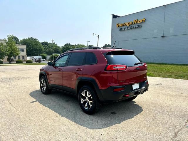Photo of 2015 Deep Cherry Red Crystal Pearlcoat Jeep Cherokee