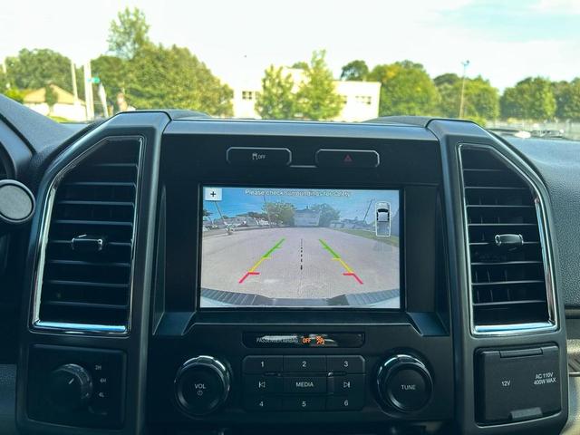 Photo of 2016 Oxford White Ford F-150