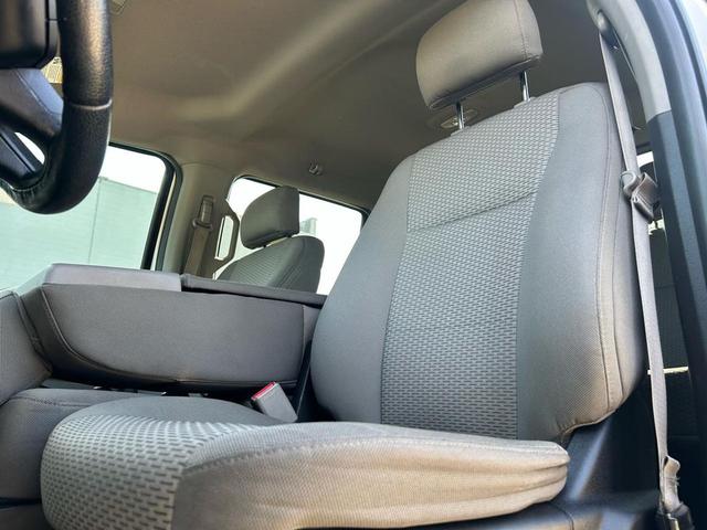 Photo of 2016 Oxford White Ford F-150