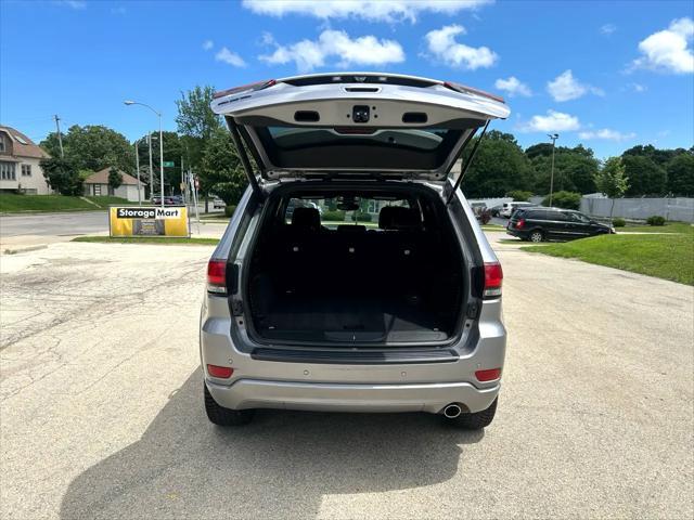Photo of 2020 Billet Silver Metallic Clearcoat Jeep Grand Cherokee
