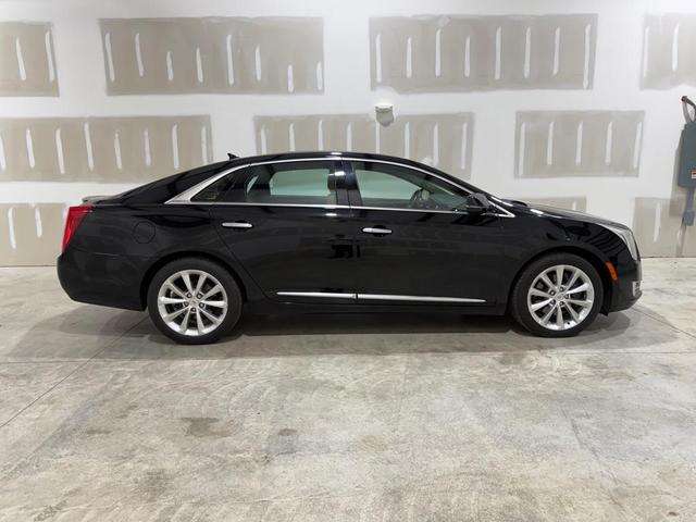 Photo of 2013 BLACK Cadillac XTS