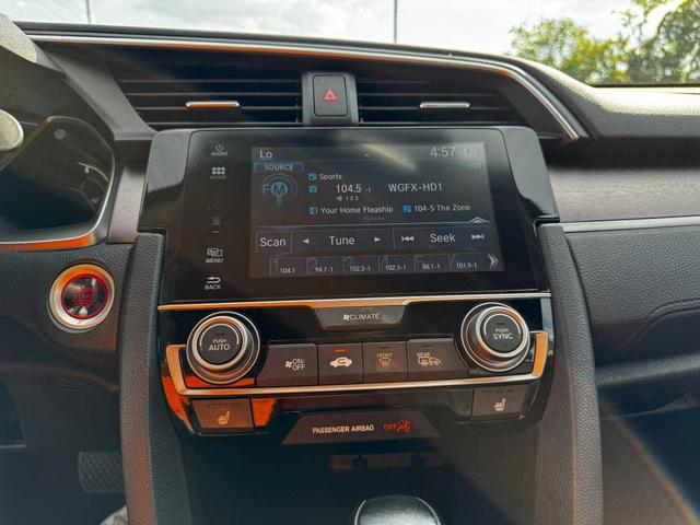 Photo of 2017 Red Honda Civic