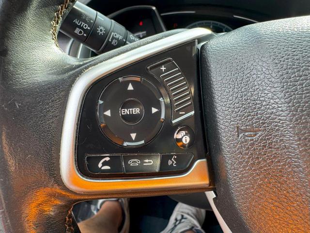 Photo of 2017 Red Honda Civic