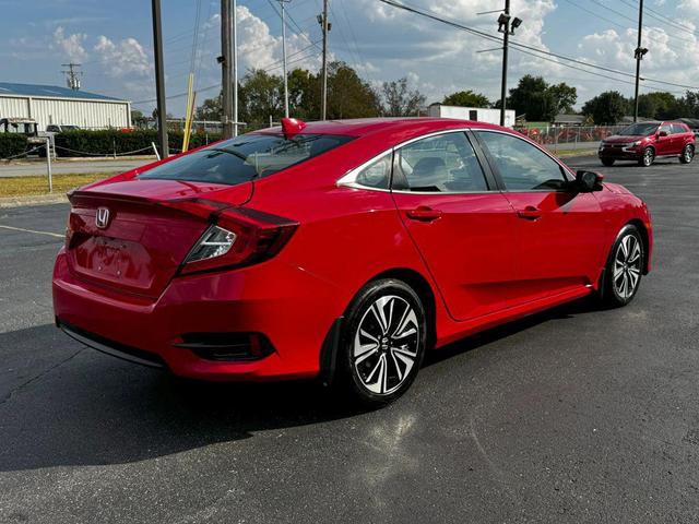 Photo of 2017 Red Honda Civic
