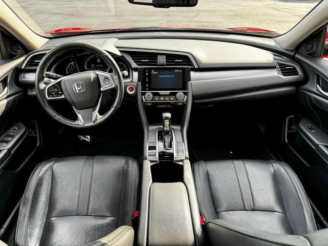 Photo of 2017 Red Honda Civic