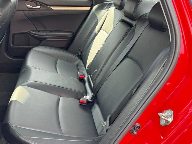 Photo of 2017 Red Honda Civic