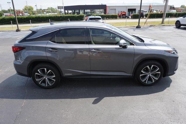 Photo of 2018 Nebula Gray Pearl Lexus RX 450h