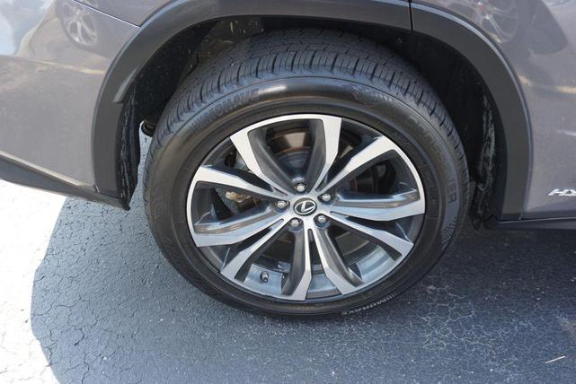 Photo of 2018 Nebula Gray Pearl Lexus RX 450h