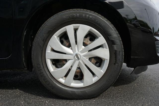 Photo of 2019 Black Nissan Versa Note