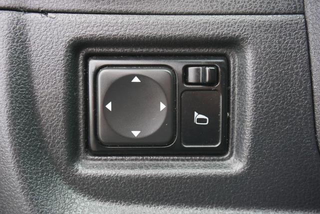 Photo of 2019 Black Nissan Versa Note