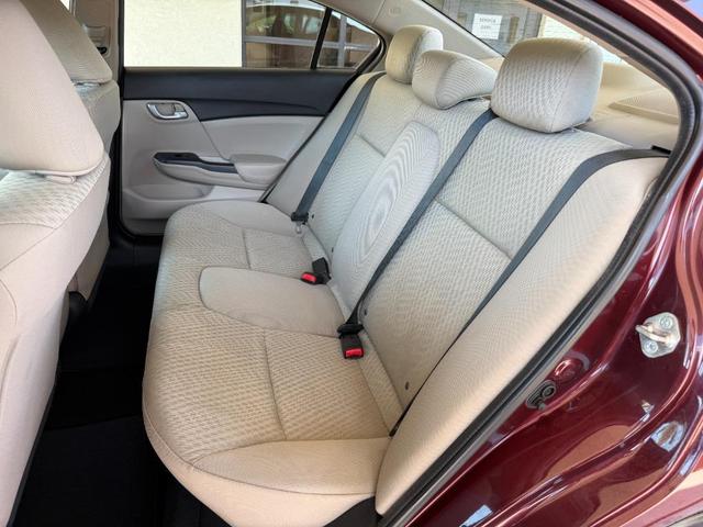 Photo of 2015 Burgundy Honda Civic