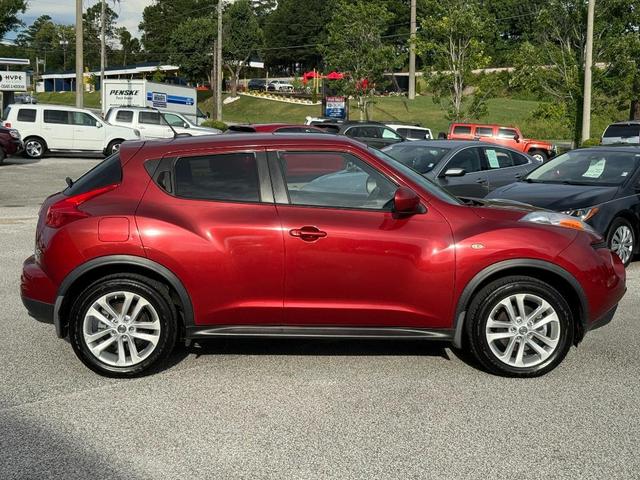 Photo of 2013 Cayenne Red Nissan Juke
