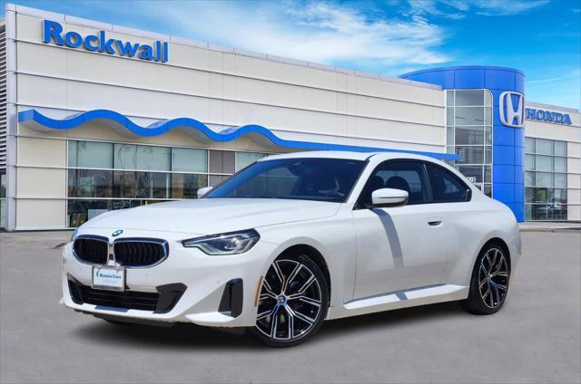 2024 BMW 230