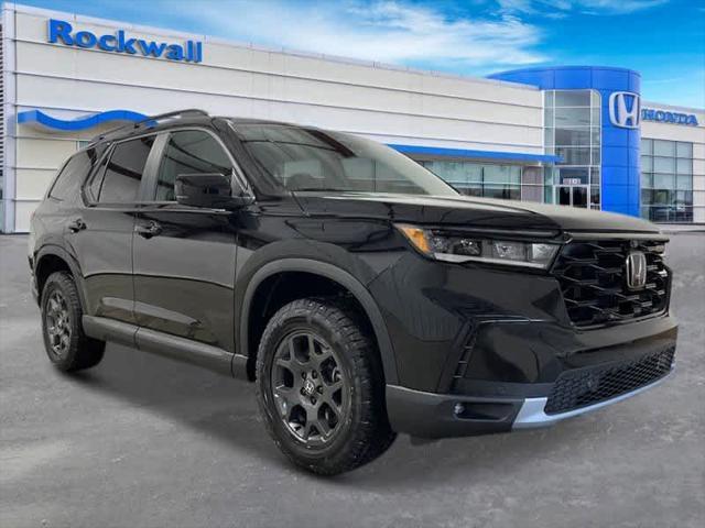 Photo of 2025 Crystal Black Pearl Honda Pilot