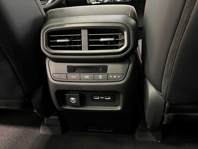 Photo of 2025 Crystal Black Pearl Honda Pilot
