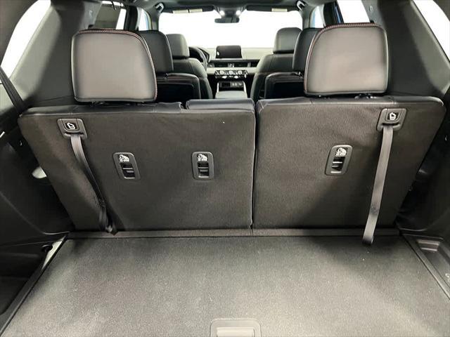 Photo of 2025 Crystal Black Pearl Honda Pilot