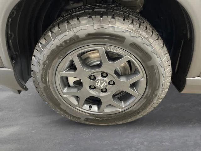 Photo of 2025 Crystal Black Pearl Honda Pilot