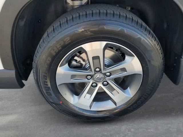 Photo of 2025 Platinum White Pearl Honda Pilot