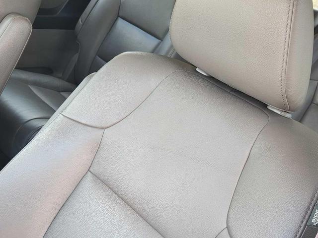 Photo of 2014 Alabaster Silver Metallic Honda Odyssey